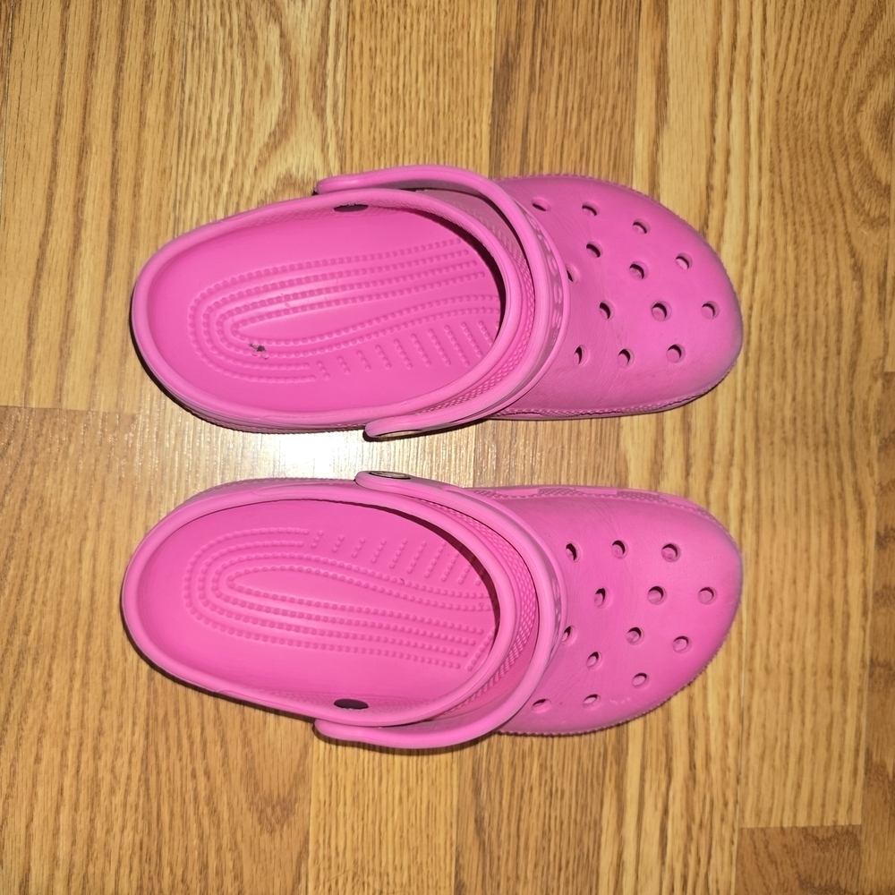 CROCS Kids Sandals - Vibrant Pink - Picture 2 of 3